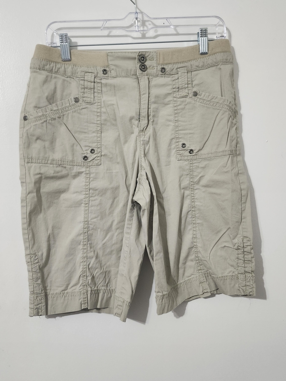 Women’s Beige Cargo Bermuda Shorts - Casual Utility Style